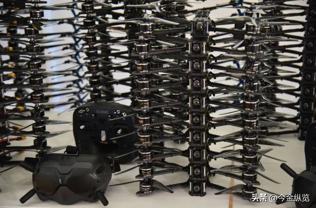 乌克兰最致命士兵曝光！"螃蟹"臂章成死亡标记，俄乌战场现新杀器