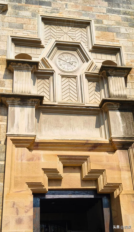 云南藏了个 “暖冬王炸”！20℃暖冬+万亩梯田，居然没多少人去？