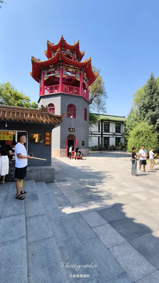 游览哈尔滨极乐寺侧记