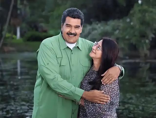 美媒：美国再次成为了唯一超级大国	，中国本有机会，但如今输了