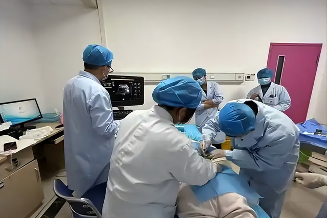 大蒜是尿酸的杀手？医生忠告：若想要肾脏健康，3种蔬菜要少吃