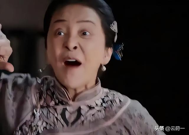 央视《灼灼韶华》被观众强烈要求下架，理由很一致:挂羊头卖狗肉