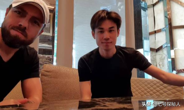 5年前，靠倒卖口罩一年赚60亿元，住5万一夜酒店的他	，如今怎样了