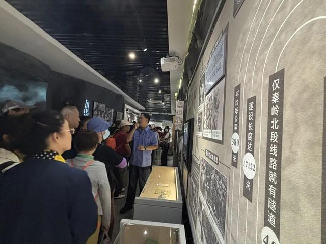 陕西首趟，环保旅游列车发车！