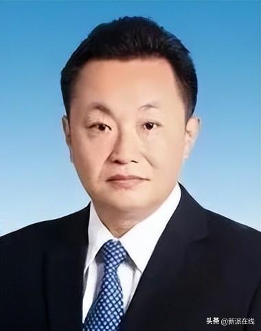 国务院最新任免6位干部，3位由地方进京履新→