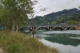 巴马甘水屯是的康养的好地方图片