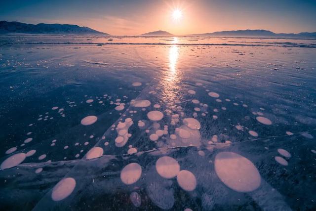 去赏雪，东北和新疆怎么选？速看！