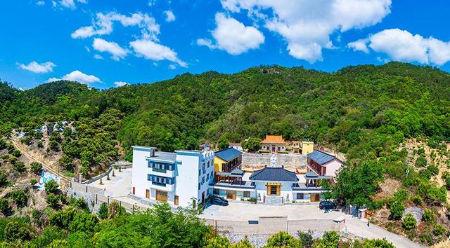 厦门南洋报恩寺，始建于唐朝，原名南洋院，古代同安三间半院之一