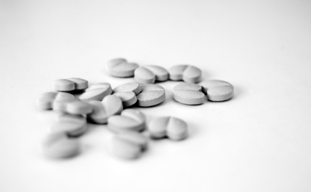 得了特发性震颤怎么办？科学服用4种药物，有效缓解肢体颤抖
