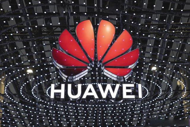 美国能熬死苏联，同样也可以打败中国？李显龙一语道破背后真相