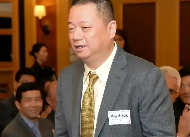 花700亿建中国第一高楼，如今17年过去，高楼却成最大烂尾楼