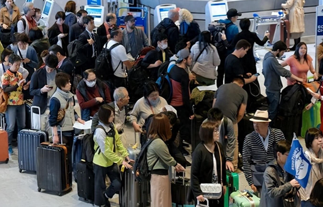 大量日本游客涌进北京！打着旅游幌子不去旅游不吃美食，为啥来？