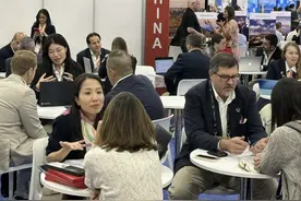 重庆文旅亮相英美国际展会 入境游热度飙升图片