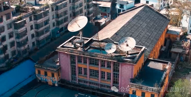 大山中破旧的三线厂，曾是贵州最大水泥厂，居然藏着一条时空隧道