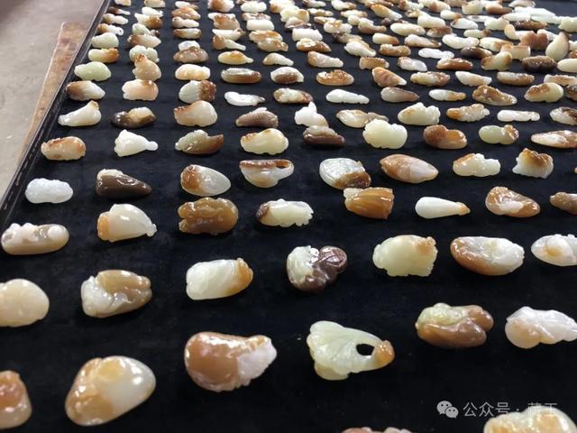 造假之外，和田玉里的五种“优化”方法，有一种很多人都不知道！