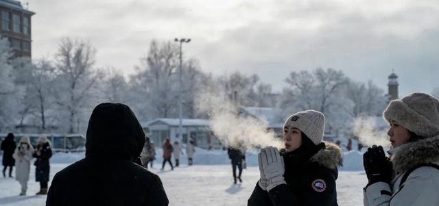 2026年春节，要暖到离谱！大年初一遇上七九，长辈们：60年头回见