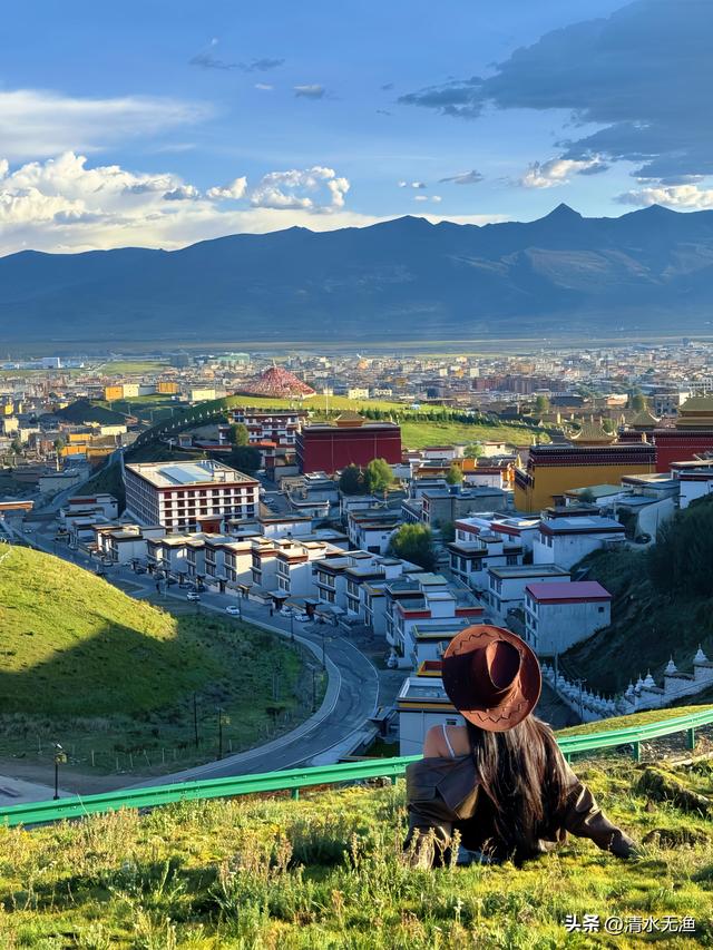 川西318线上容易被忽略的一座小城，藏着绝美风景，只路过太可惜