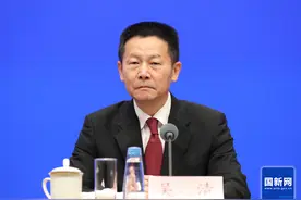 证监会答红星新闻：建立重组简易审核程序，对符合条件上市公司重组，大幅简化审核流程图片