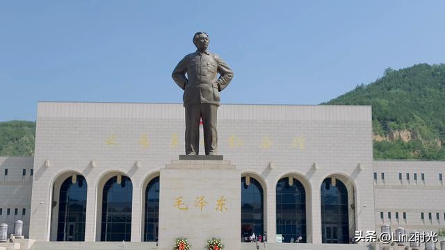 延安记：于雕塑前读懂“实事求是”