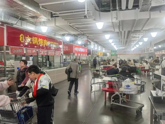 实探开心农场A会员店：低配的山姆、高配的乐尔乐和农贸集市