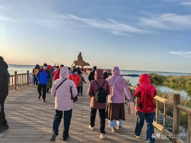 2025国庆西北自驾游（4）：居延海观日出和策克口岸探秘