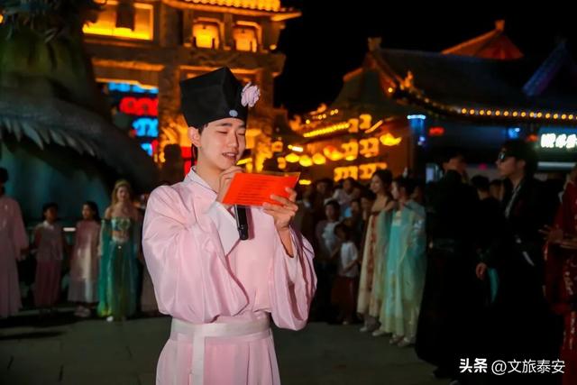 惊艳！大宋不夜城「宋潮幻夜」亮灯启幕！谁看到这种 “超现实梦境” 都会迷糊！