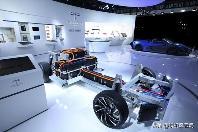 高性能电车频频爆燃，厂家只吹速度不提安全，老百姓能不能买电车