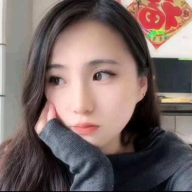 河北男老板约会女员工后续:下跪后超市仍关门,女方漂亮 详情被扒