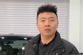 汽车博主马哥车祸去世，好友发文：开车遇路面结冰失控撞树，提醒大家冬天开后驱车一定要检查轮胎图片