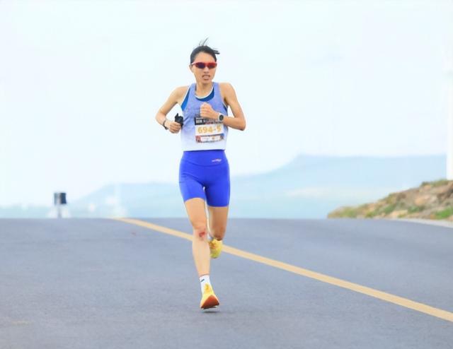 赢了面子丢了里子！小心机暴露的“最快女护士”，终为荒唐买了单