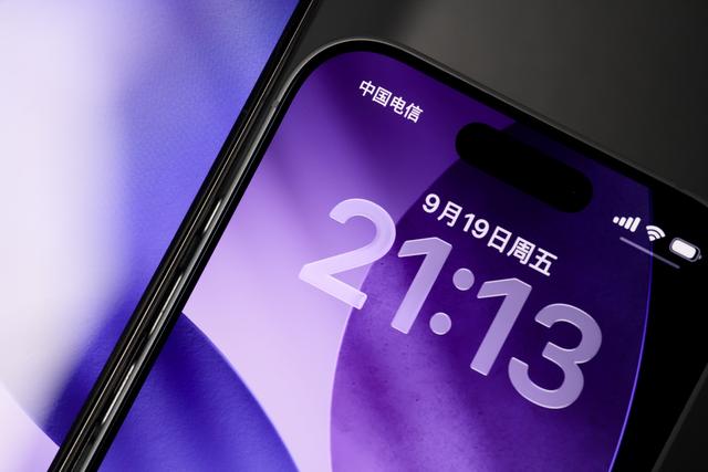 安卓用户“跳槽”iPhone 17体验如何？升级够大，但不完美