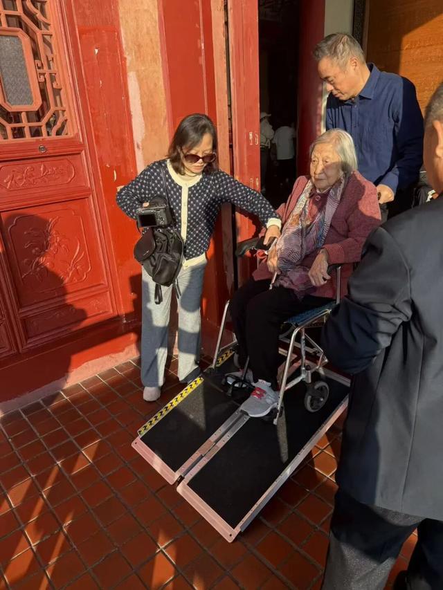 暖心提质，畅行无忧！滕王阁景区无障碍设施升级，让千年文脉更有温度！