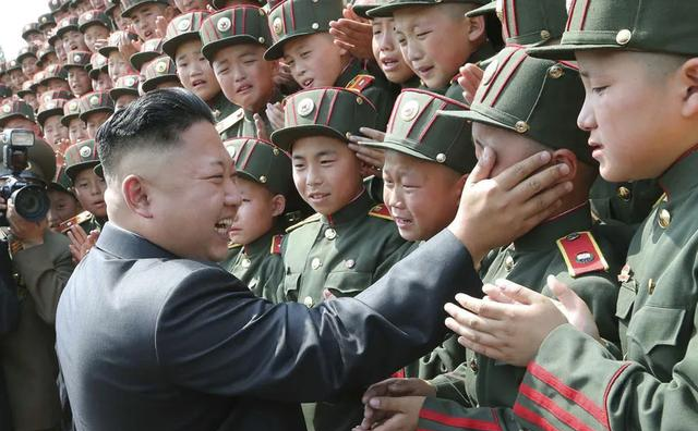 金正恩的军队怎么了，为何变成了现在这般模样