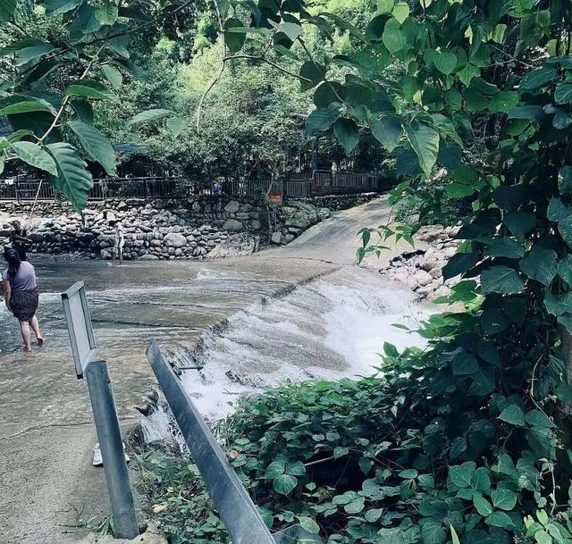 大邑雾山耍两天