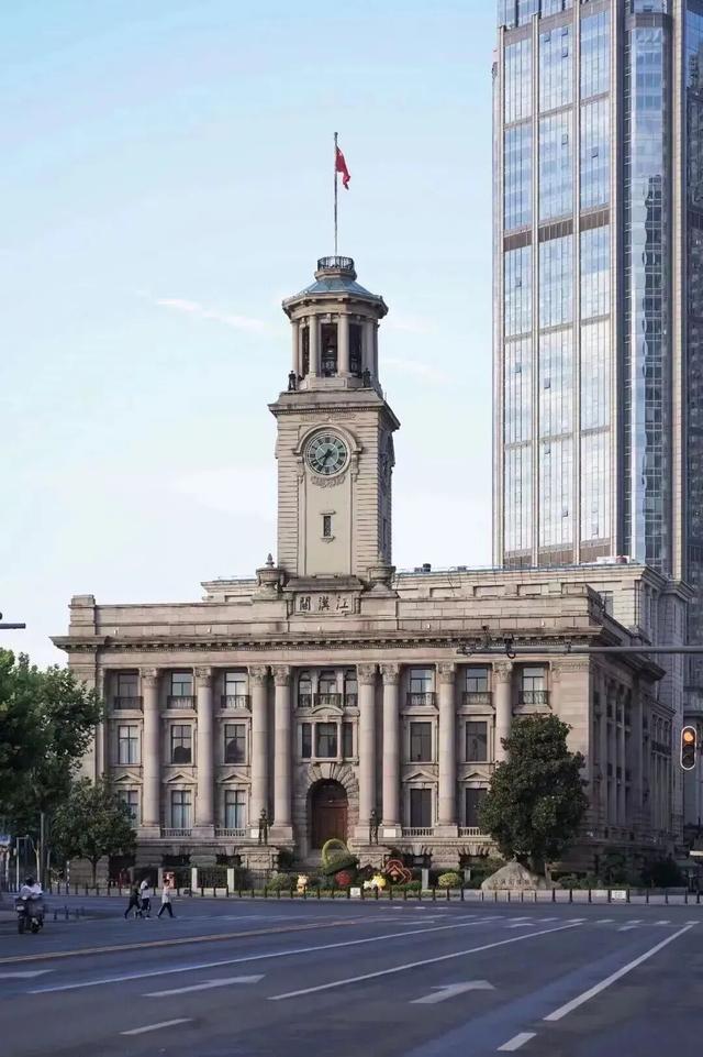 来汉口 逛江汉 | 大学生超友好！不出地铁站如何玩转江汉？