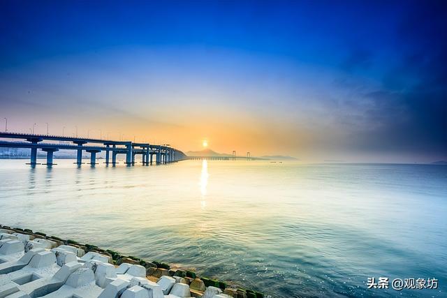 东港与星海音乐喷泉收官，大连宠粉暖人心，2025旅游市场再创辉煌