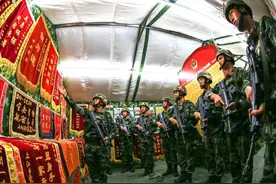 执法有温度、棍棍有态度，云南武警三支队的战斗力为啥那么强？图片