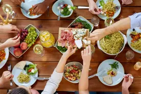 法国女人的饮食信条：揭开她们不胖神话背后的吃喝秘诀图片