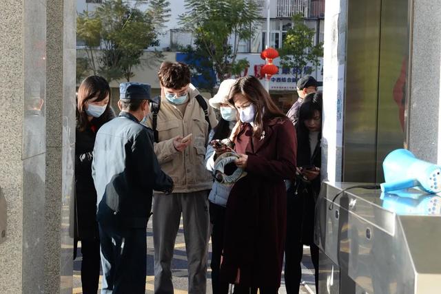 2026“新春大礼包”！春节连休9天	，甚至可以拼出38天超长假期！