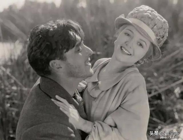 默片《日出》为何获奥斯卡特殊奖？1928年镜头巧思，现在看仍戳心