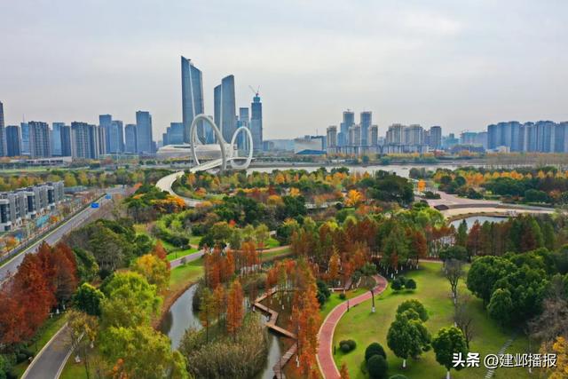 快 到 建 邺 来