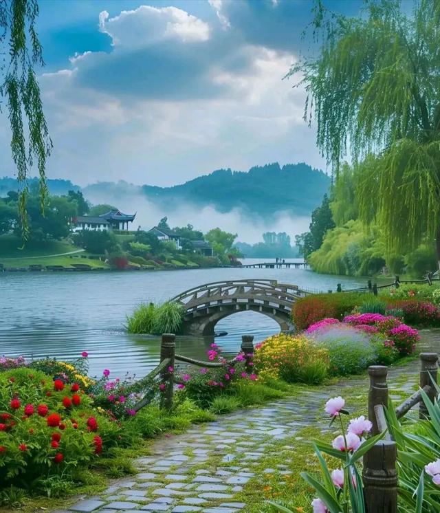 比仙境还要美的风景，仿佛是从天堂偷偷溜出来的一抹色彩！