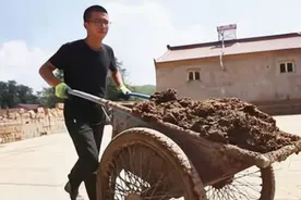 2018年最“嚣张”高考生，嘲讽高考题垃圾简单，他最终成绩如何？图片