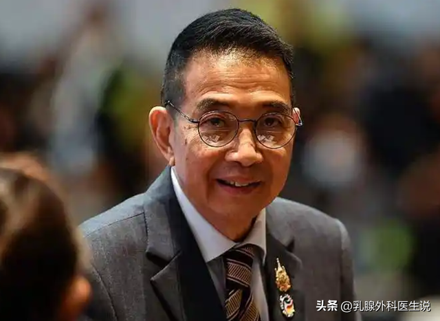 三天攻下柬埔寨？泰国外长赴美求助，47国收到通知，中方斩钉截铁