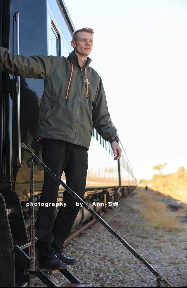 头等舱根本不值得一提！坐上这趟“贵族列车”才是真正人生赢家！