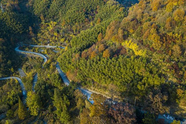 10月-11月，适合去的7个小众赏秋圣地，满山彩林，浓浓秋意