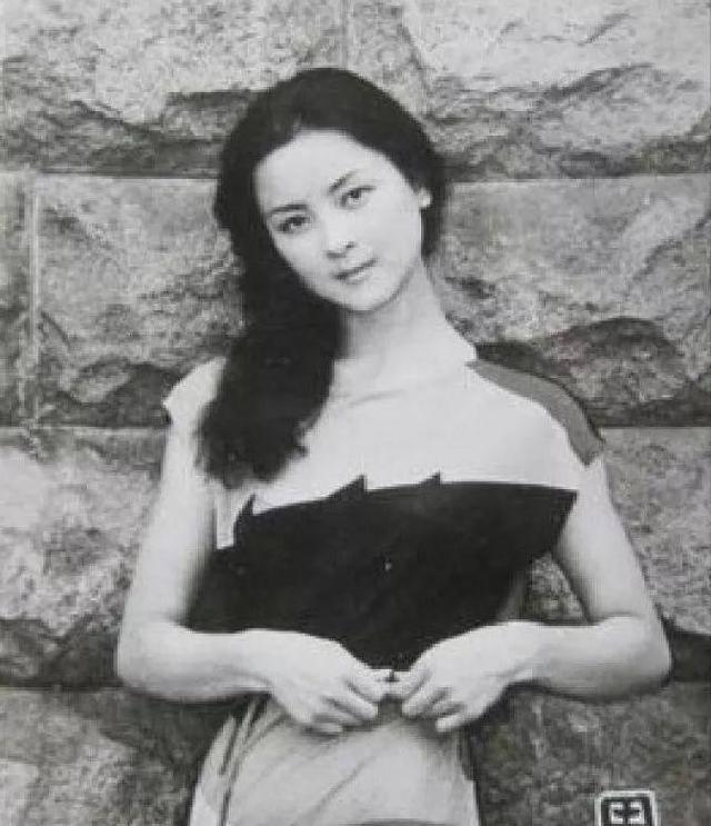 回国5天后安详离世！生前花20万美元盖学校，弥留之际包机回中国
