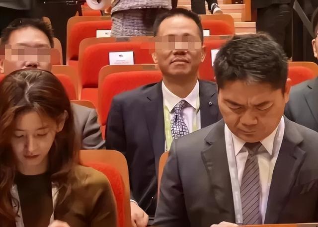 有钱再多又怎么样？这次在朋友圈自曝"没自信"的商业富豪令人唏嘘