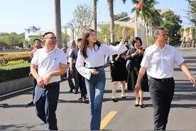 比利时利涅王妃回广东娘家！首位中国籍王妃，打工妹逆袭成王妃图片