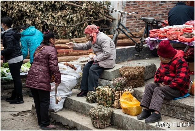 奉劝已退休的6070后：退休后再有钱有闲，也不能经常去这8种地方